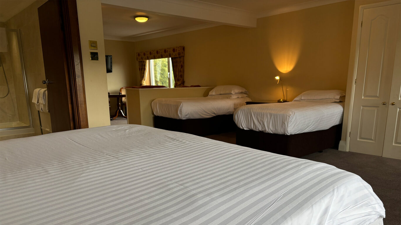 FAM4-Family-Room-(Sleeps-4)-Lake-District-Castle-Inn-16