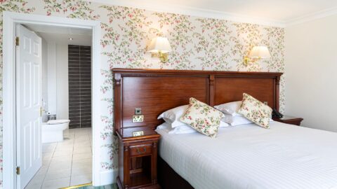 Lake District Castle Inn Guestroom