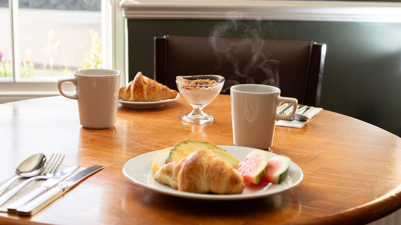 Breakfast-at-Lake-District-Castle-Inn