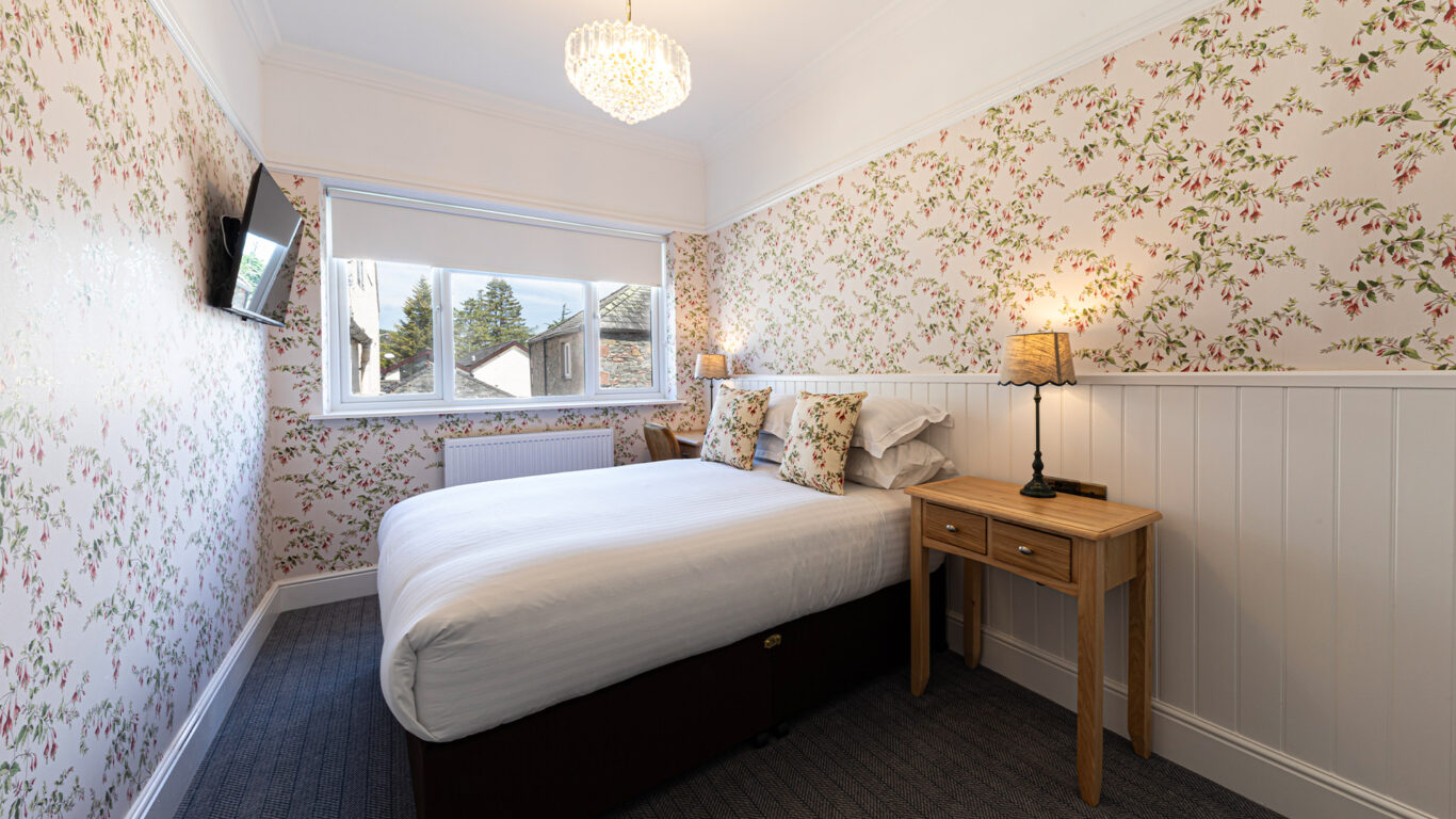 Room-26-Cosy-Double-Building-View-Window-View