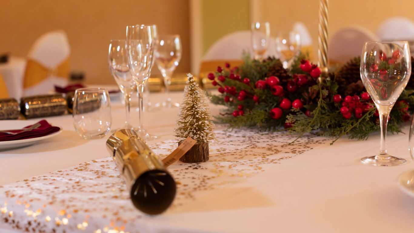 christmas cracker, lake district castle ionn hotel, bassenthwaite