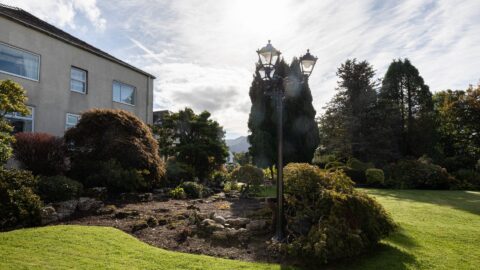 gardens, iron lampost, lake district castle inn hotel, bassenthwaite