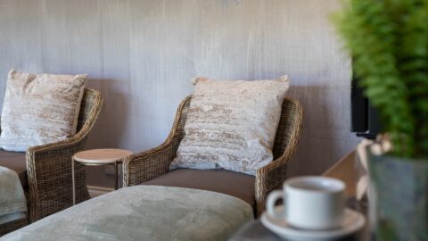 relax chairs, lake district castle inn hotel, bassenthwaite