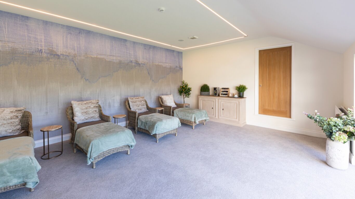 relaxation room, plant, lake district castle inn, bassenthwaite