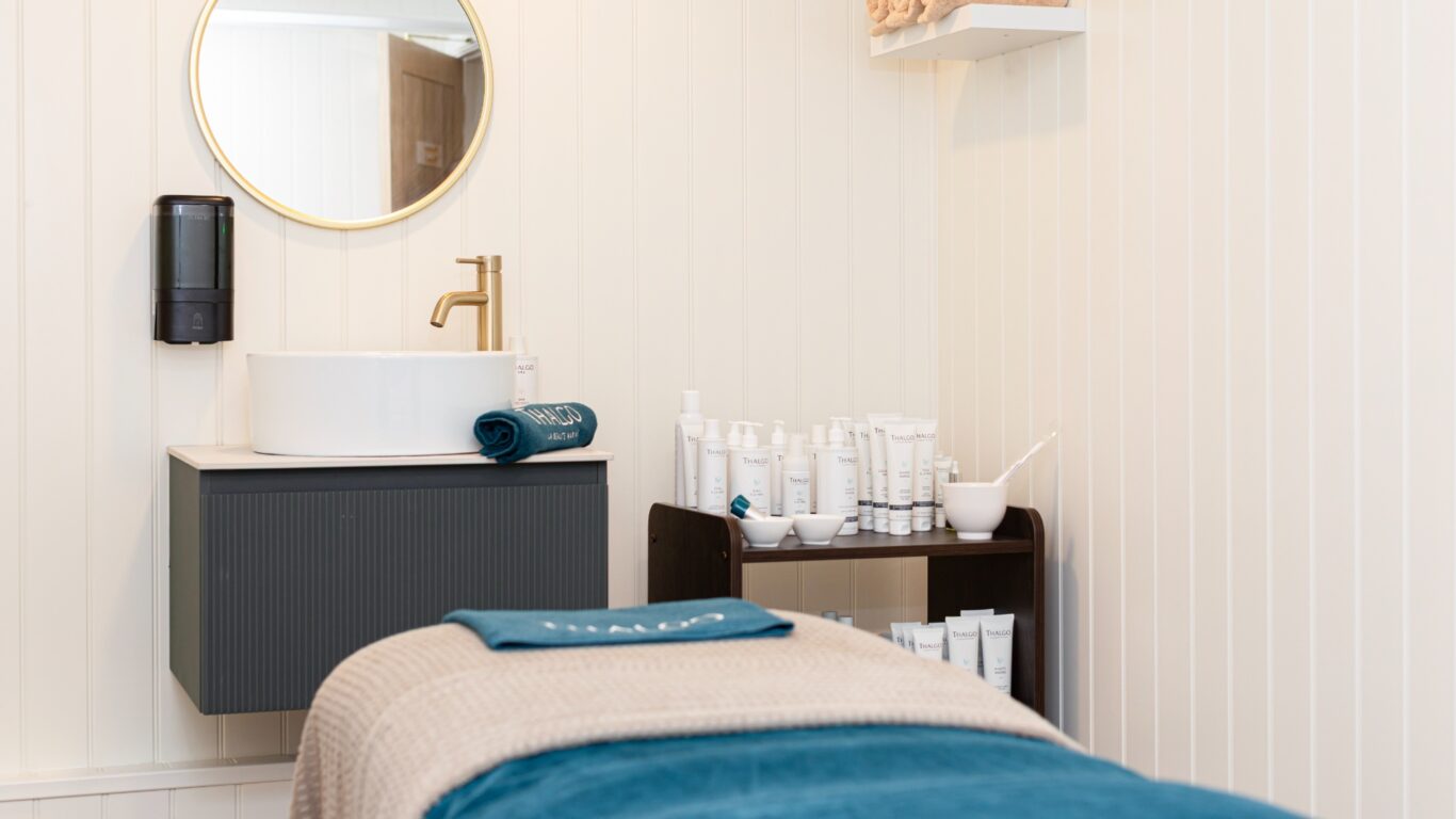 treatment room,,, lake district castle inn, bassenthwaite,